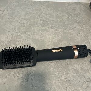 Amika Double Agent 2-in-1 Straightening Blow Dryer Brush (Brand New w/o box)